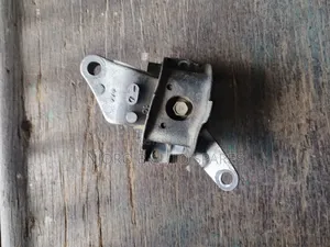 Toyota Wish Engine Mount