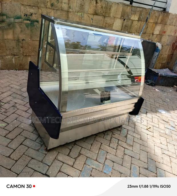 Cake Display Chiller - main view