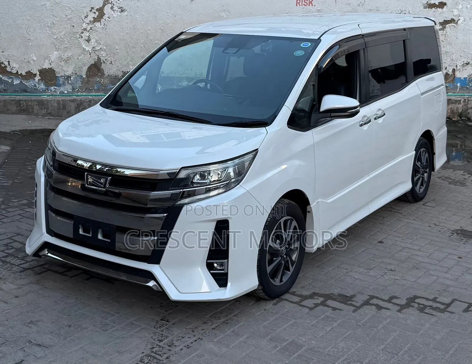 Toyota Noah 2019 White