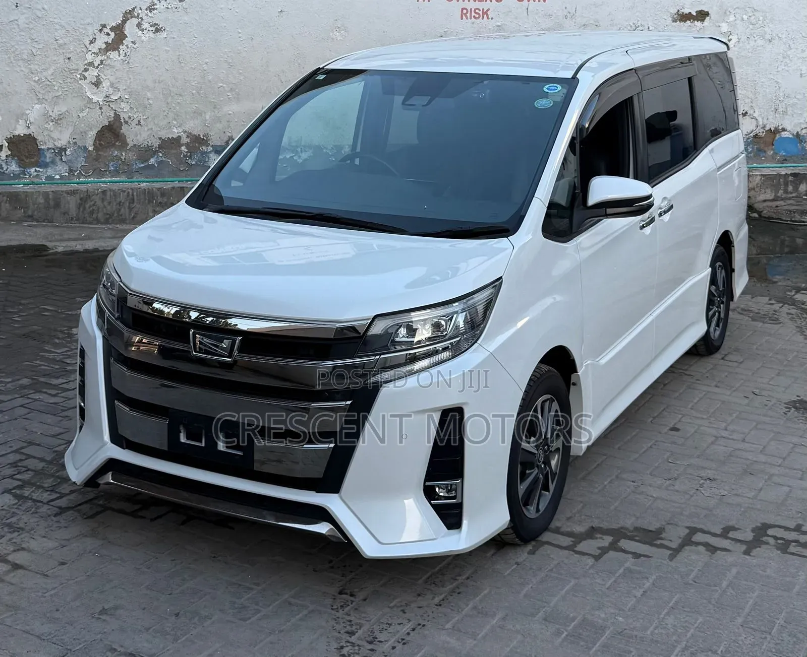 Toyota Noah 2019 White