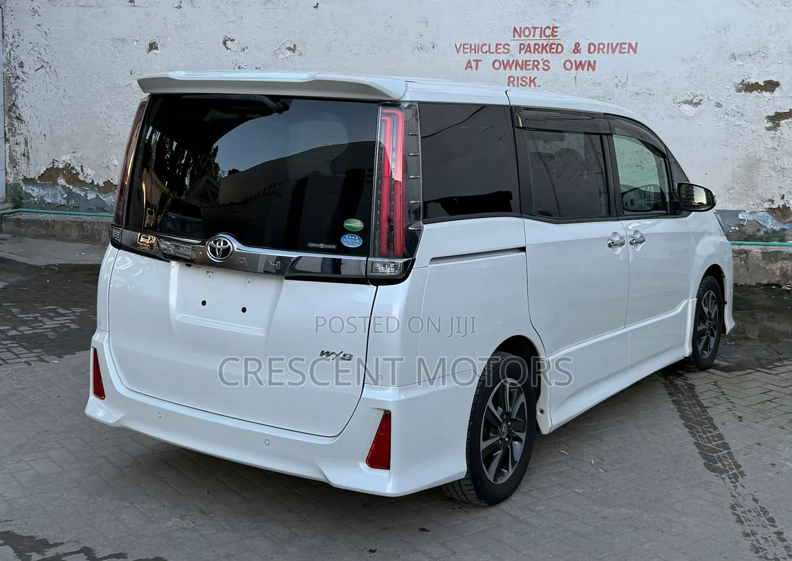 Toyota Noah 2019 White
