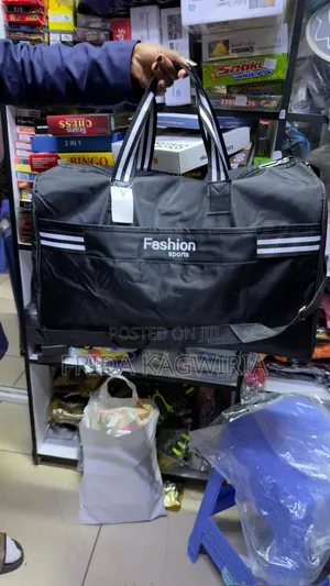 New Travel Duffle Bag/Gym Bag ( Oxford Material)