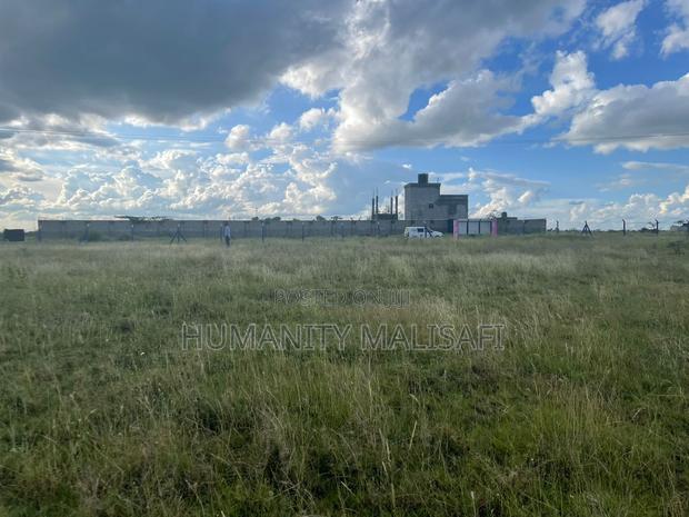 50 by 100 Plots,Mwalimu Farm 5km From Kagundo Road - main view