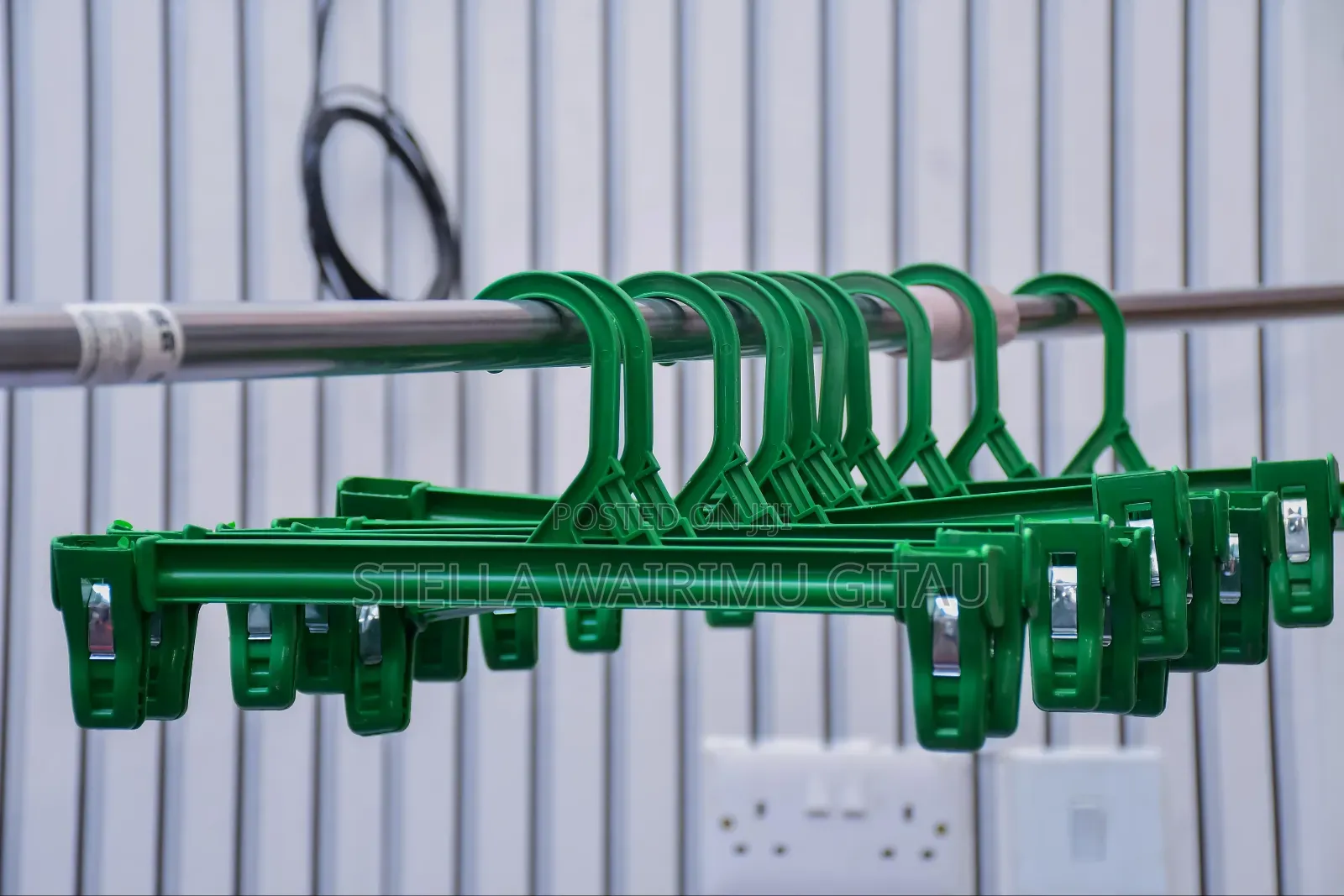 Double Clip Hangers