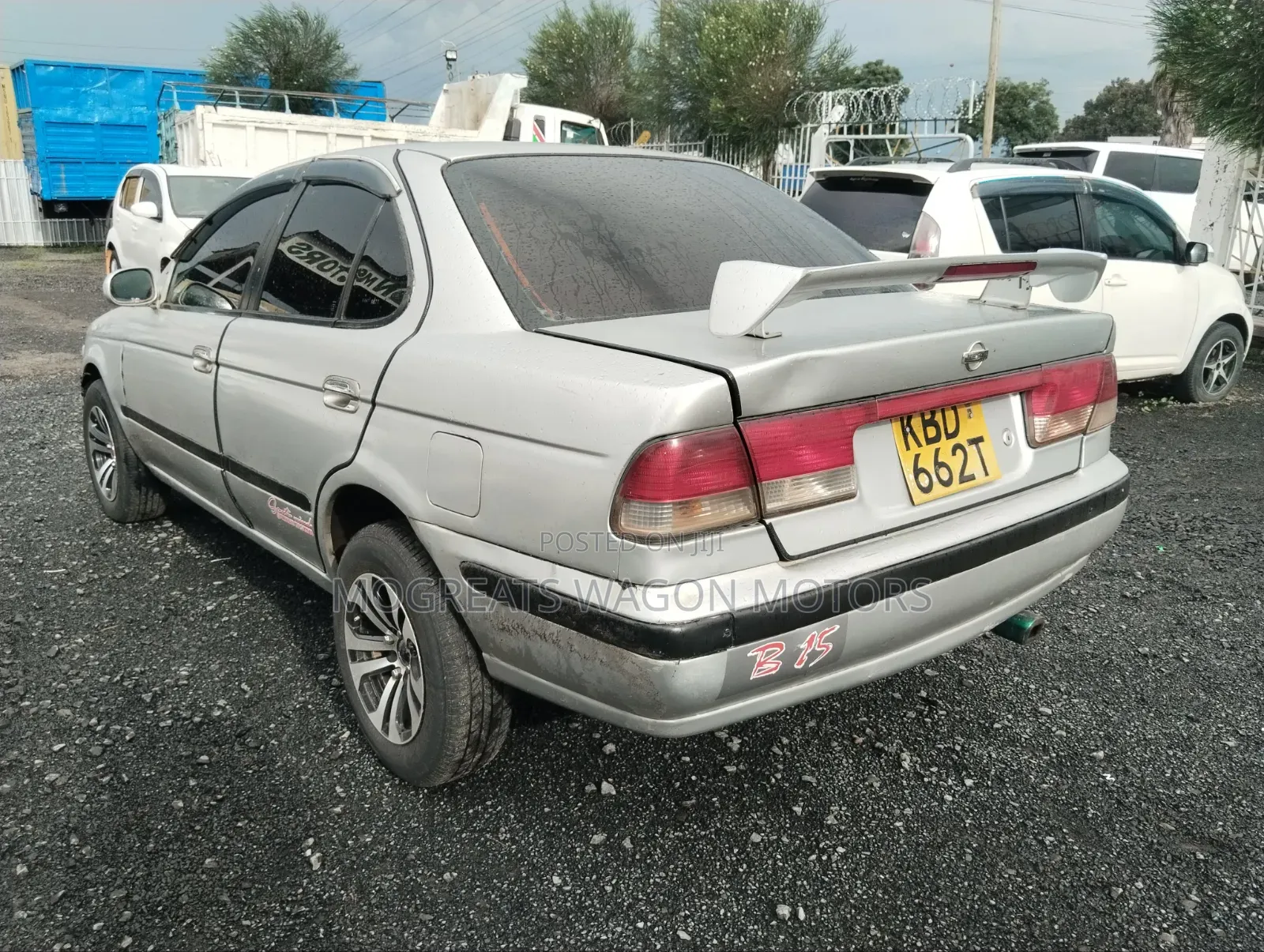 Nissan Sunny 2003 Silver