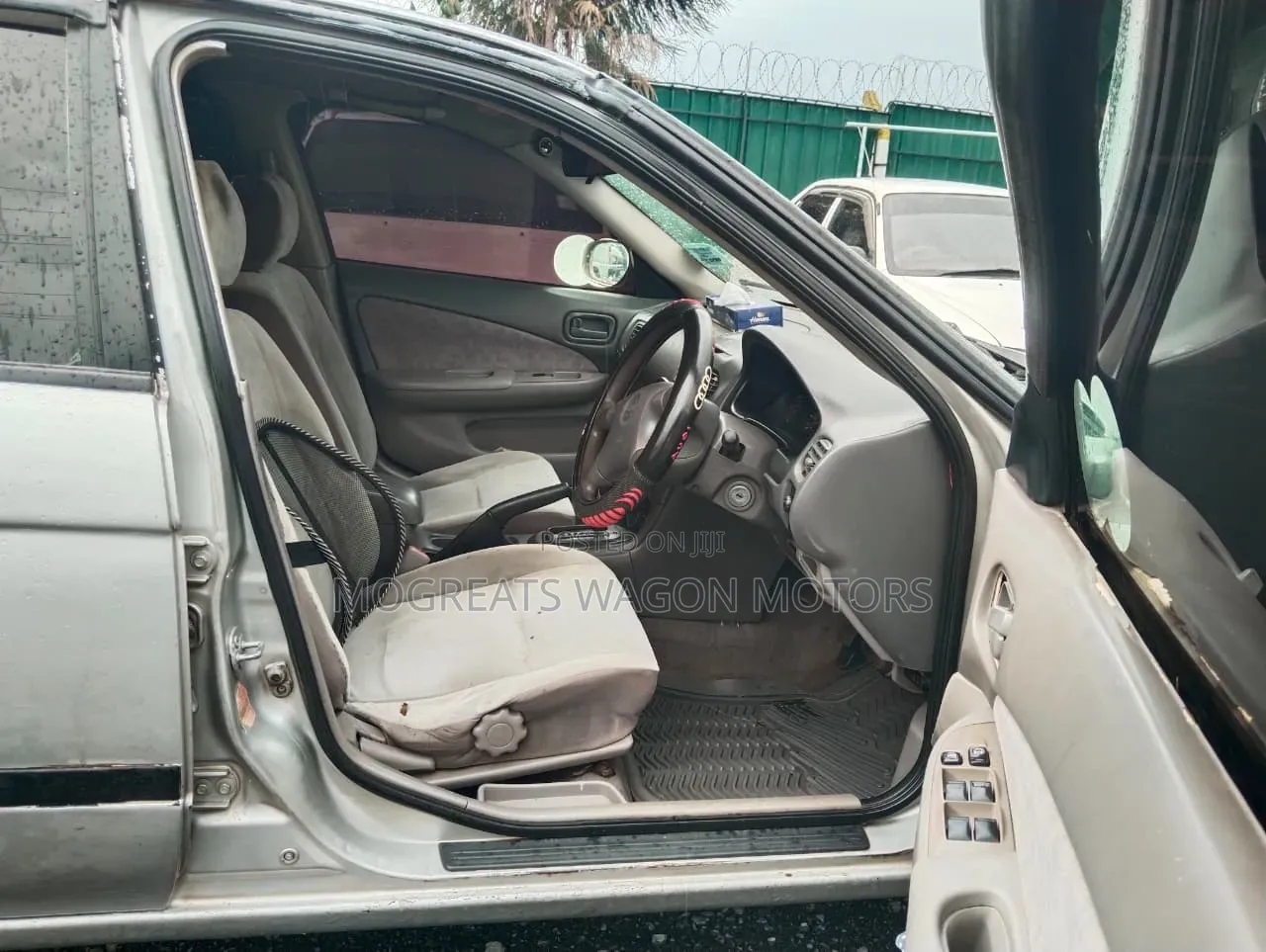 Nissan Sunny 2003 Silver