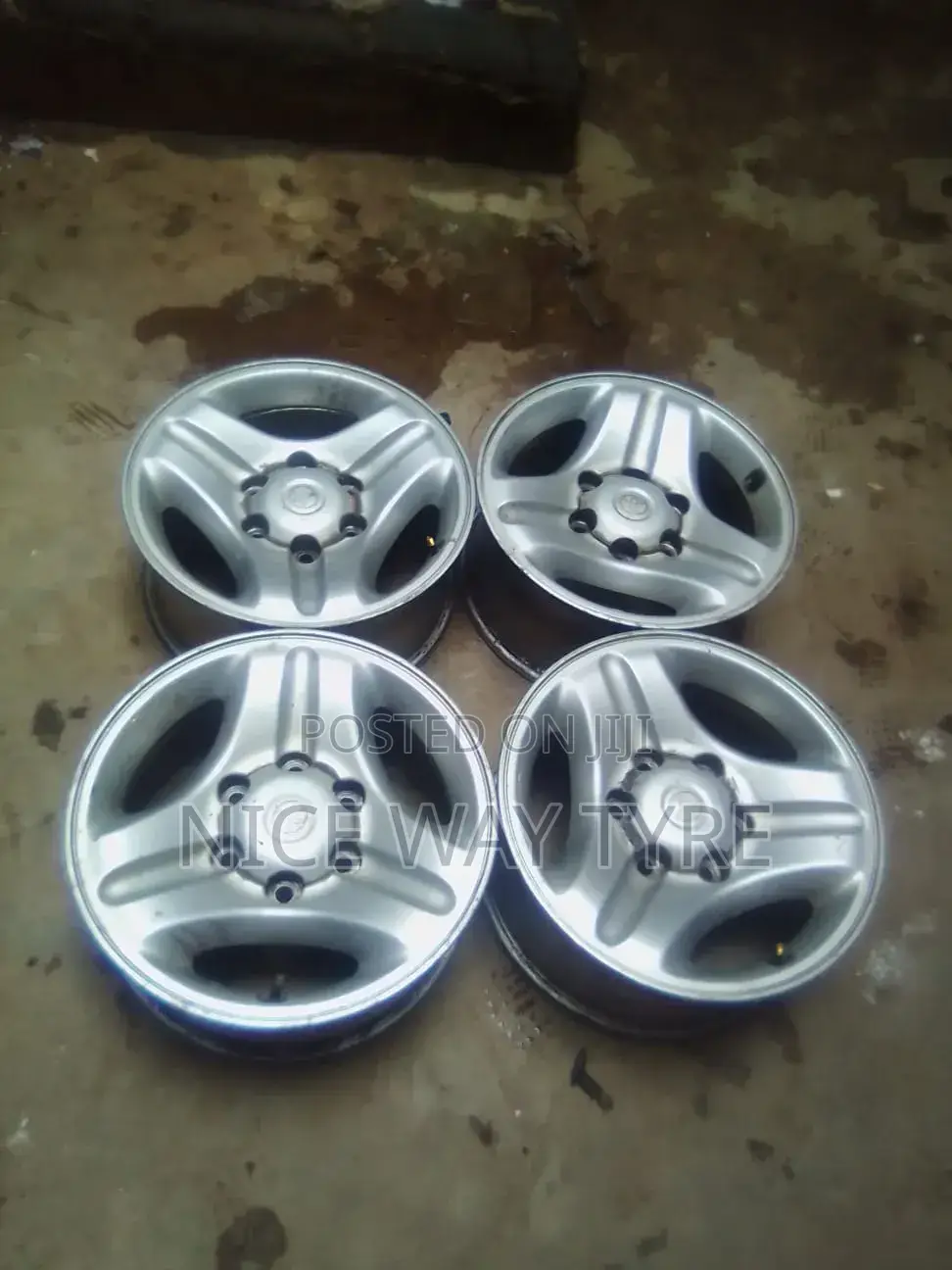 Original Rims Size 16 Prado