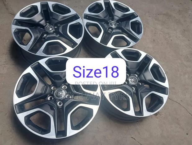 Rav4 Size 18 E, X Japan Rim - main view