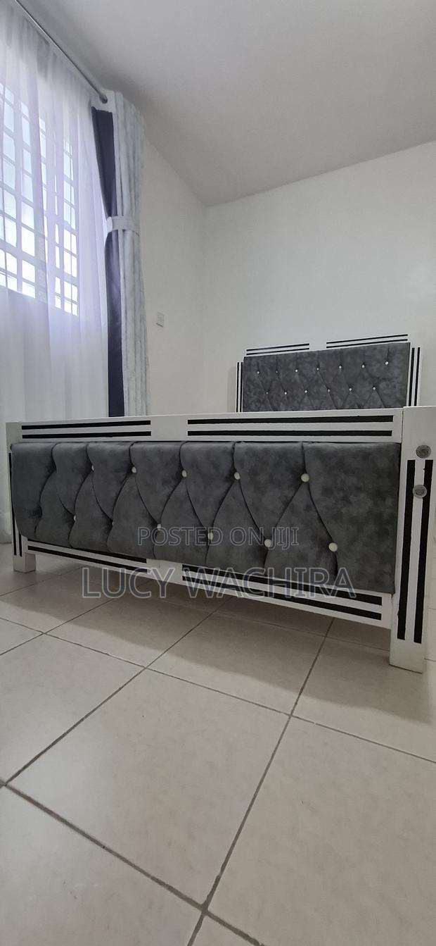 Grey 4 by 6 Bed and Mattress - thumbnail 3