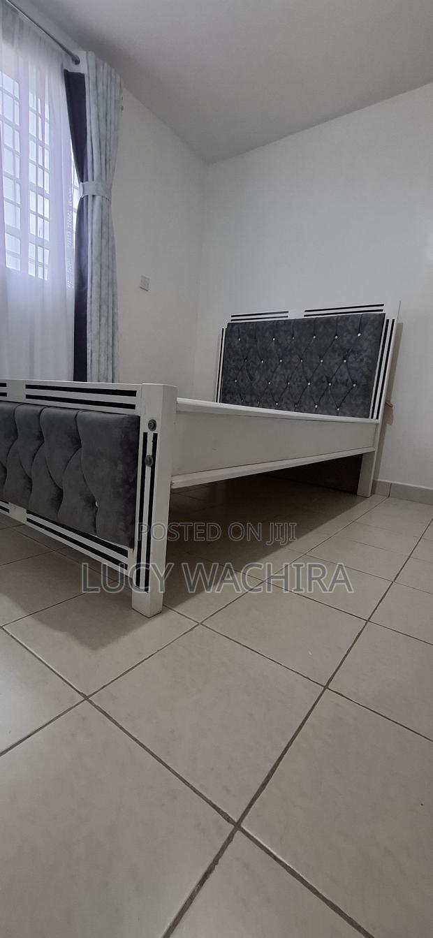 Grey 4 by 6 Bed and Mattress - thumbnail 4