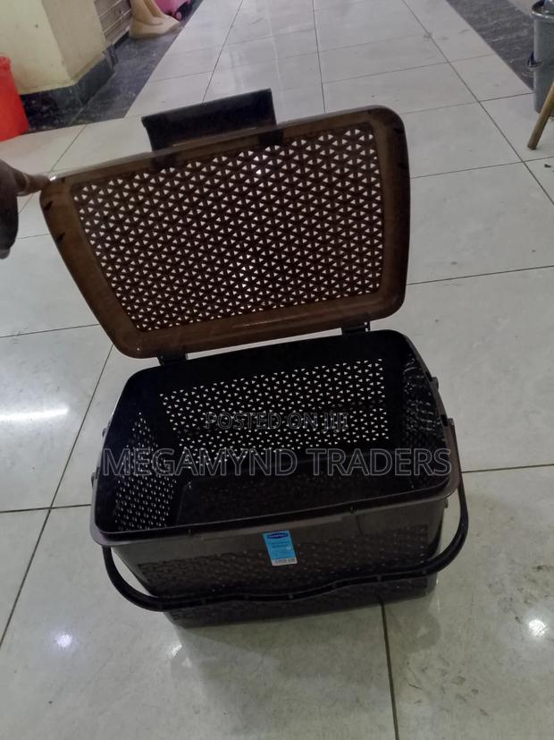 Multipurpose Shopping Basket With Lid - thumbnail 3