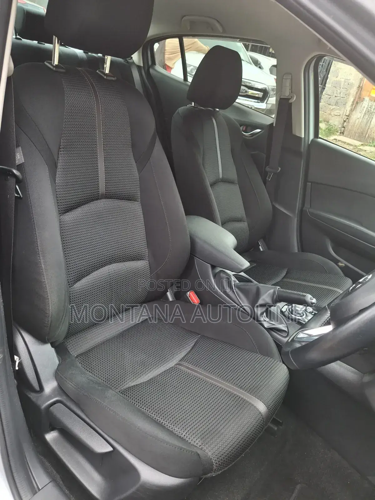 Mazda Axela 2019 Silver