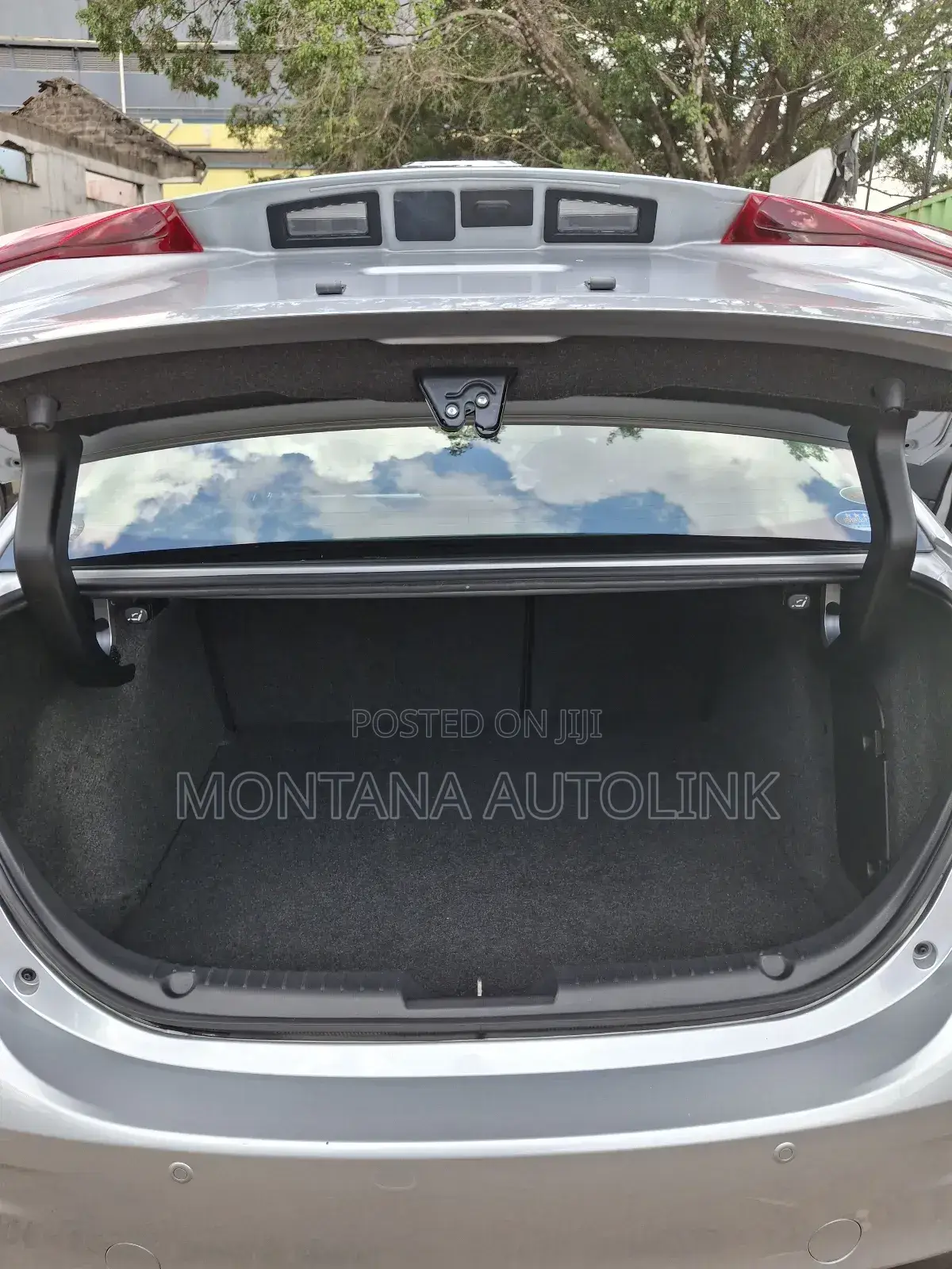 Mazda Axela 2019 Silver