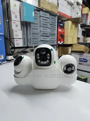 V380 4g White Tripple Lens Camera