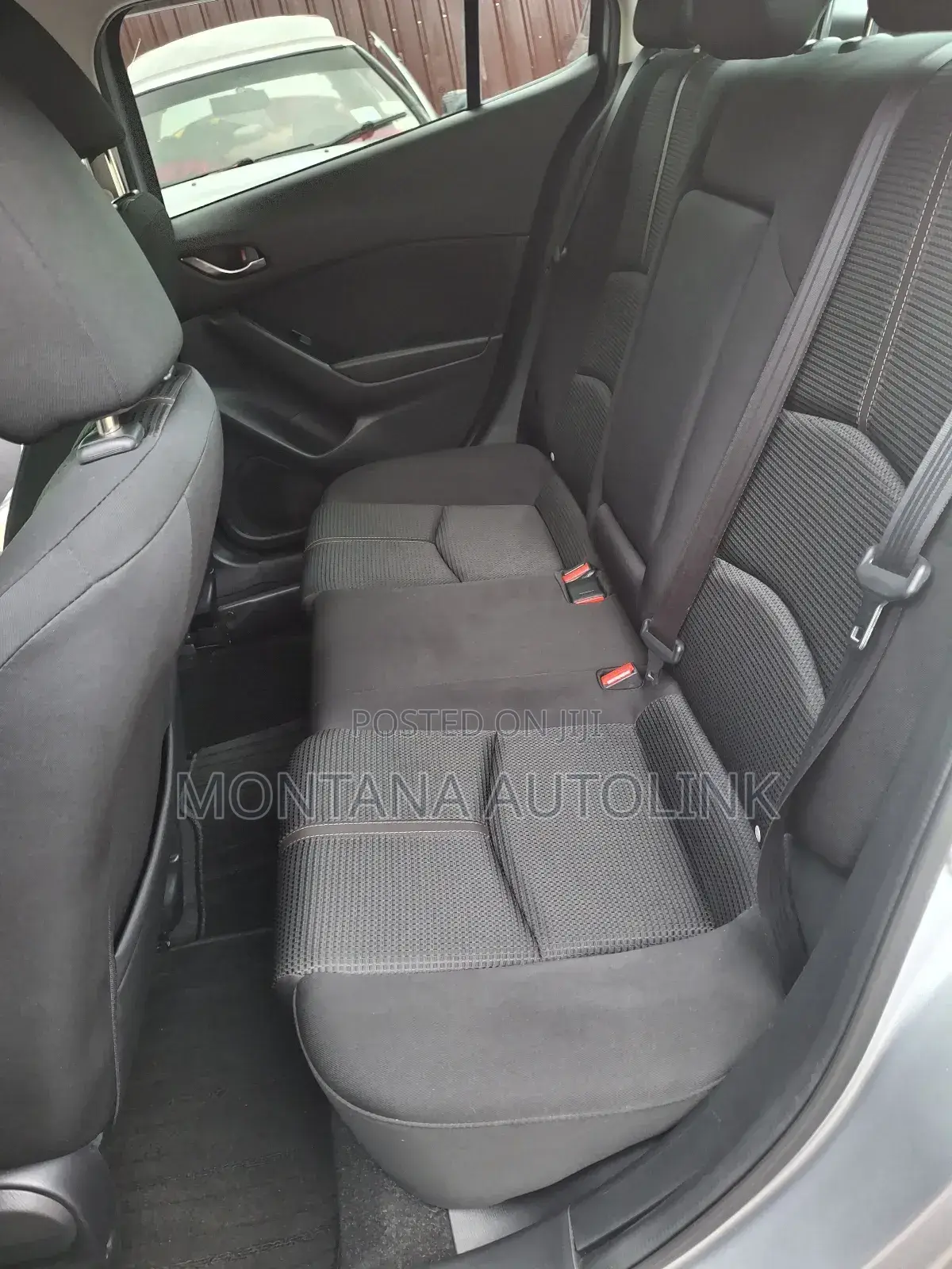 Mazda Axela 2019 Silver