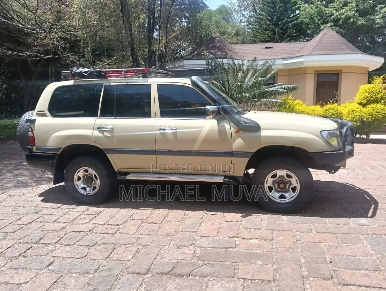 Toyota Land Cruiser 2005 White