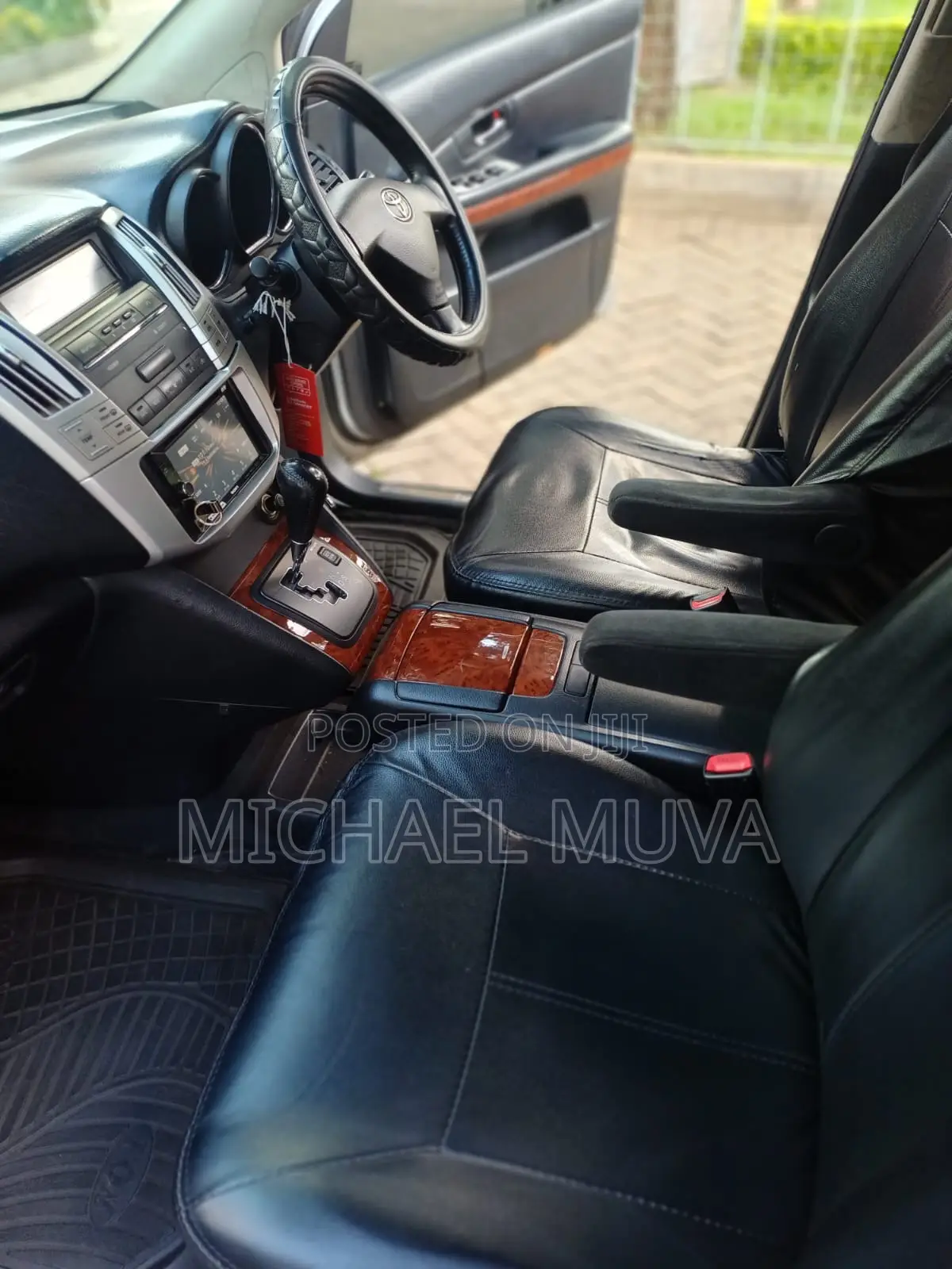 Toyota Harrier 2.4 2010 Silver