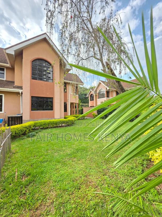 5bdrm House in Muthangari Road for rent