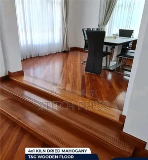 Wooden Floor Paquets Installation and Polishing