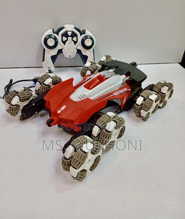 Rhino 6-Wheel Remote Control Drift Stunt Car - main view