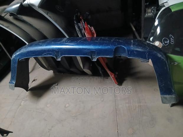 Honda CRV Rd1 Rear Bumper Without Spare Wheel Provision - thumbnail 3