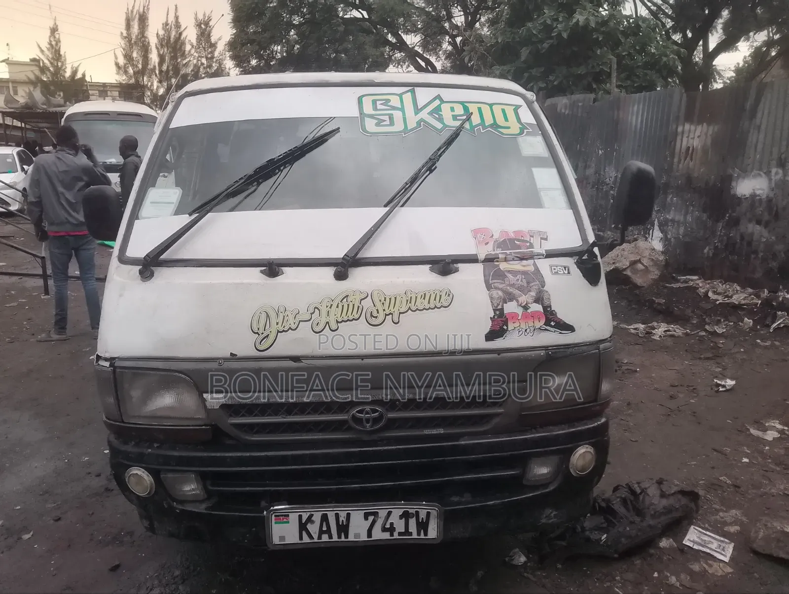Toyota HiAce 2006 White