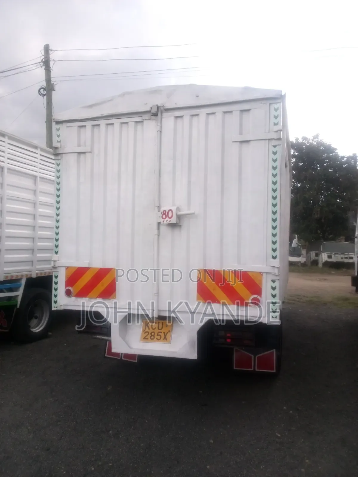 Isuzu NPR Kcu
