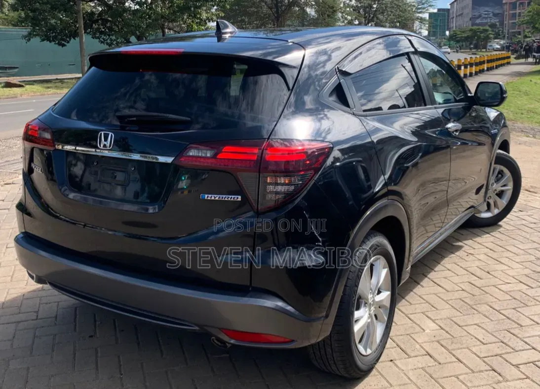 Honda Vezel 1.5 Hybrid 2WD 2019 Black