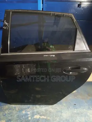 Toyota Aurise 2016 Door