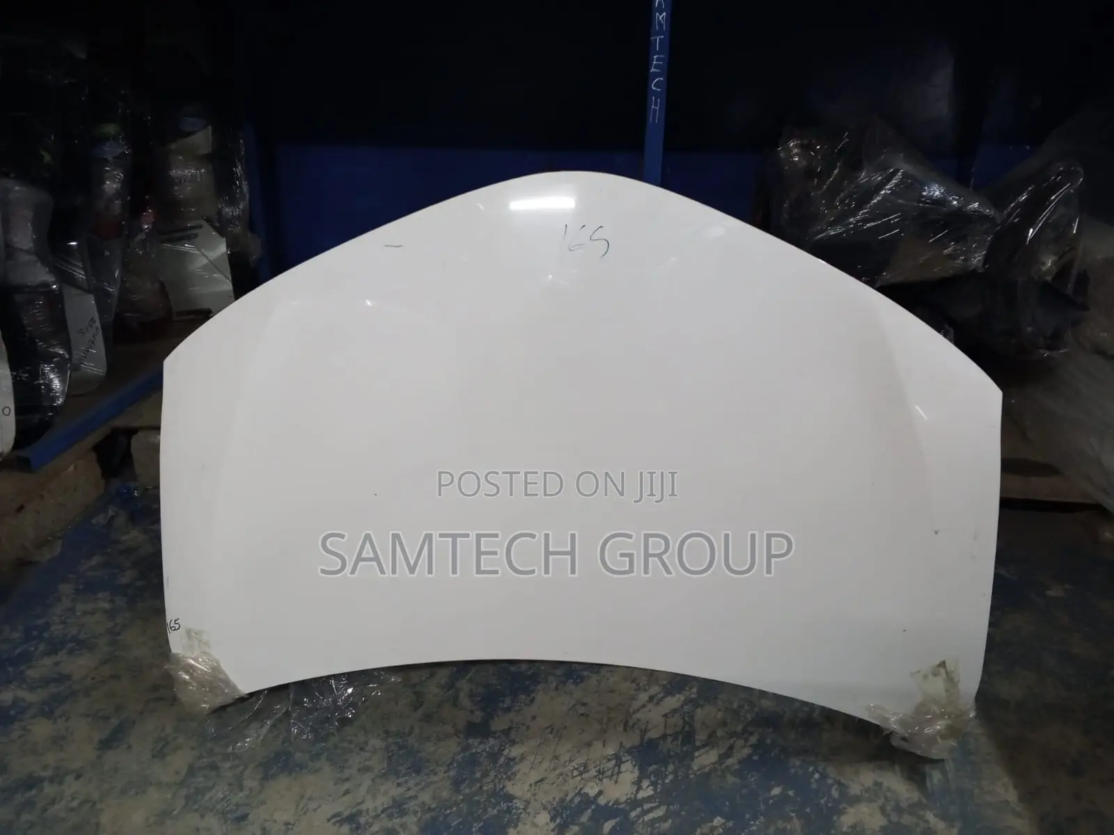Toyota Fielder 165 Bonnet