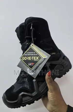 Lowa Tactical Military Combat Boots With a Gore-Tex Liner Size 40-45