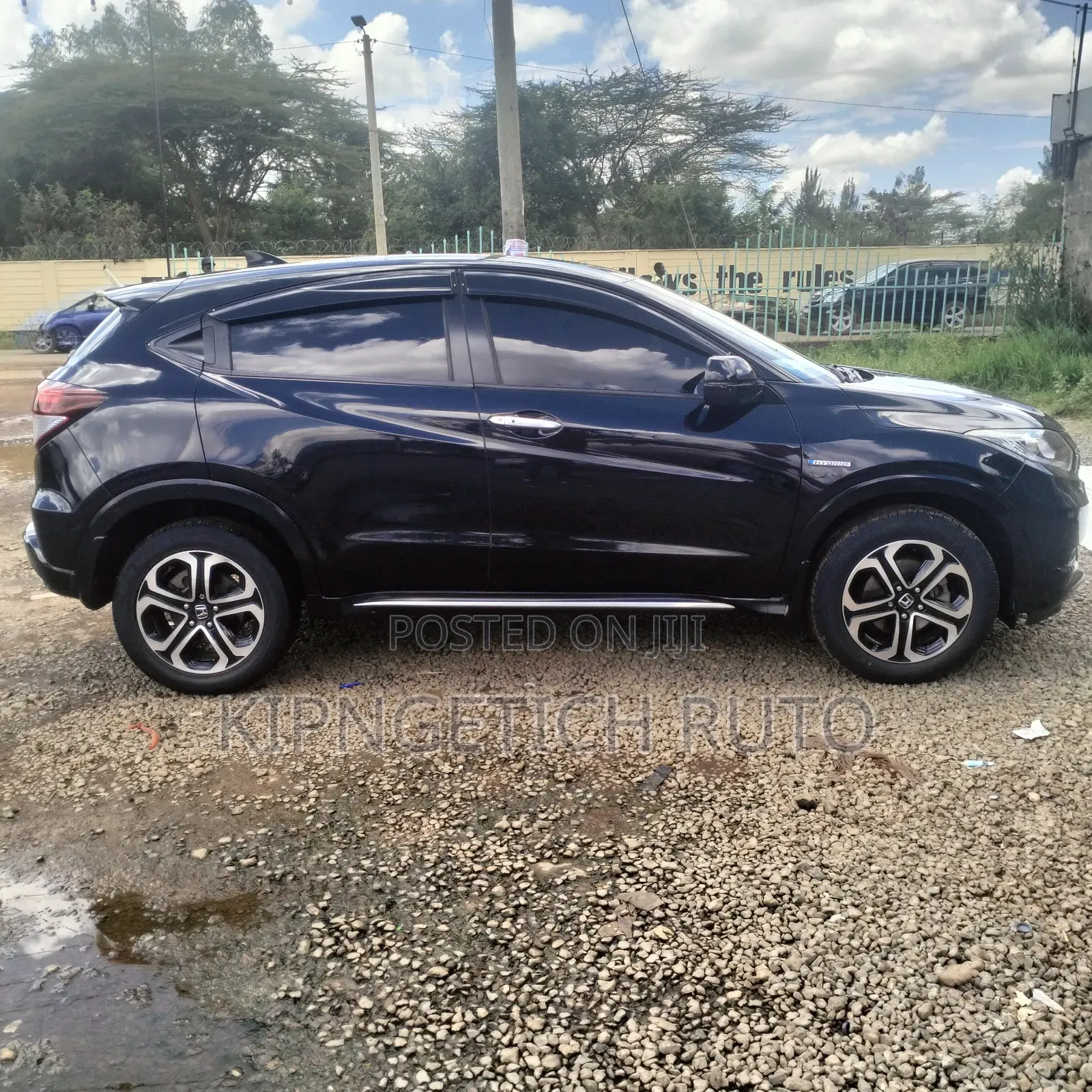Honda Vezel 1.5 Hybrid 4WD 2017 Black