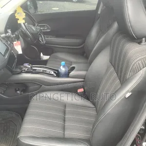 Honda Vezel 1.5 Hybrid 4WD 2017 Black