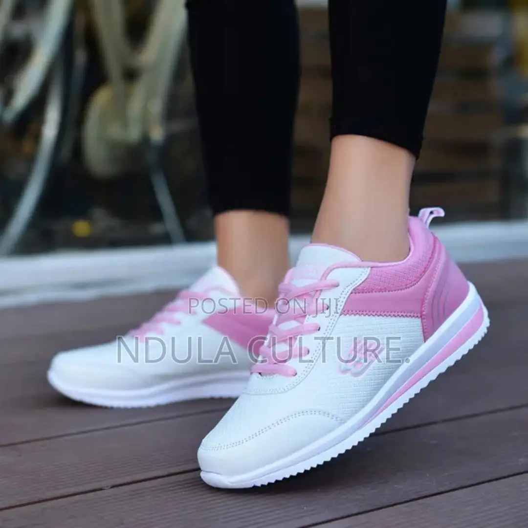 Trendy Cool Fashion Sneakers for Ladies