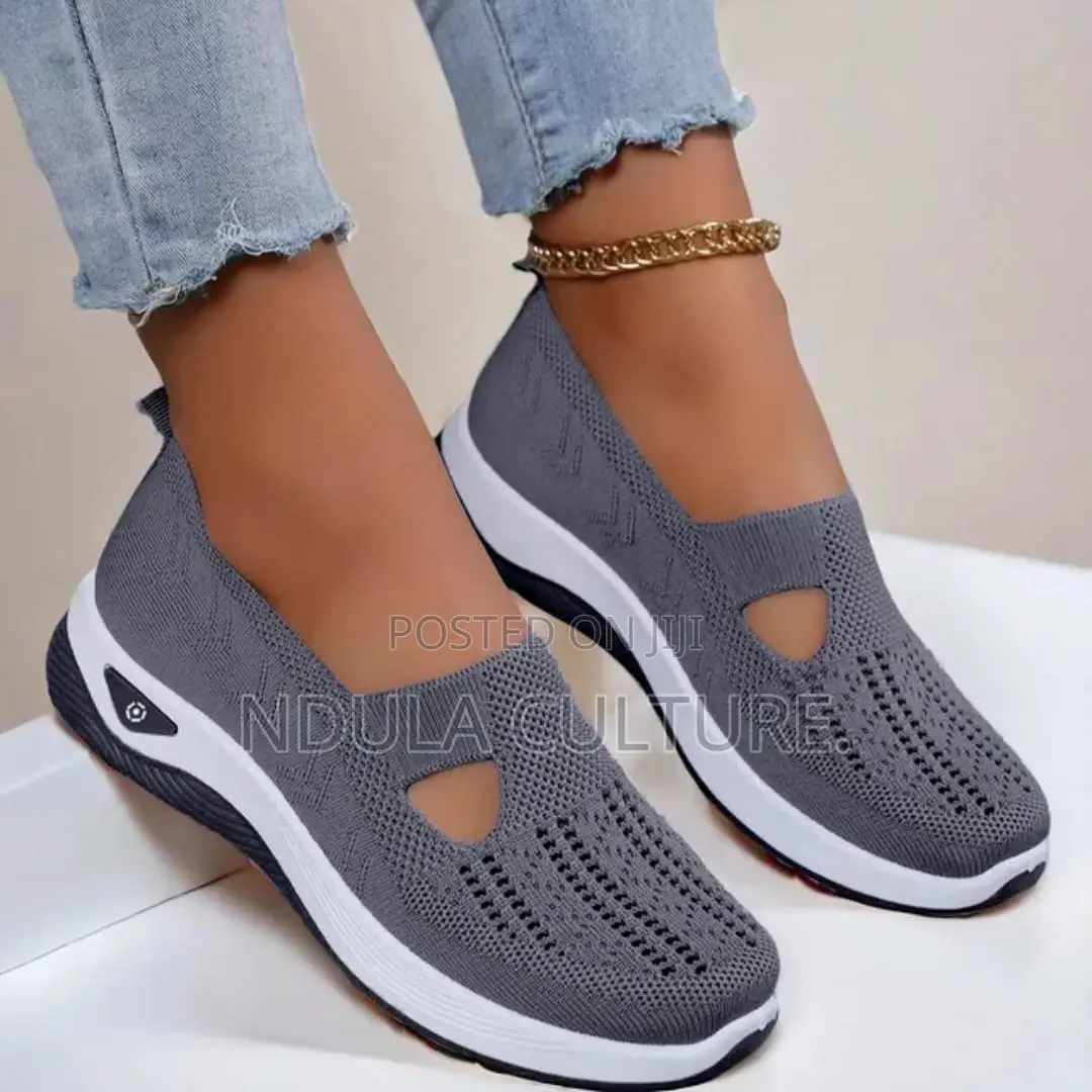 Lightweight Ladies Fashion Mesh Slip-Ons