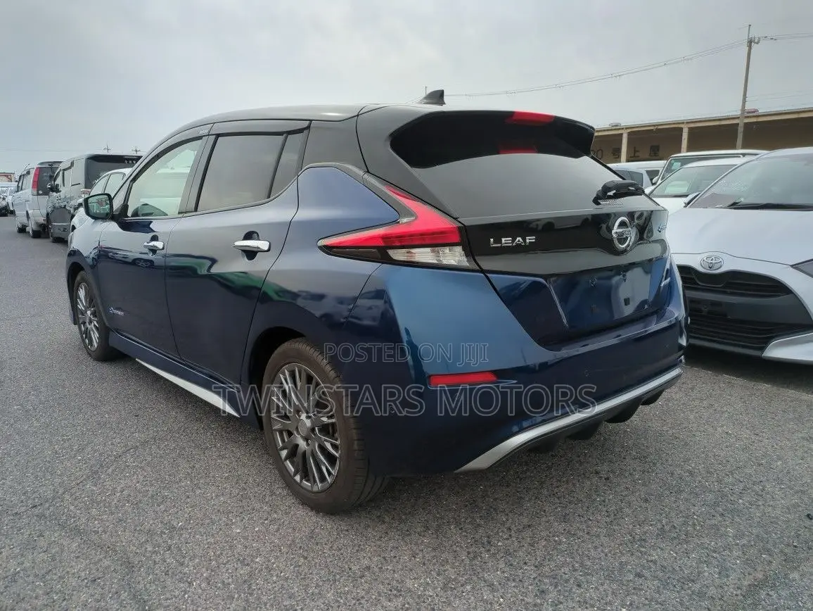 Nissan Leaf SV 2020 Blue