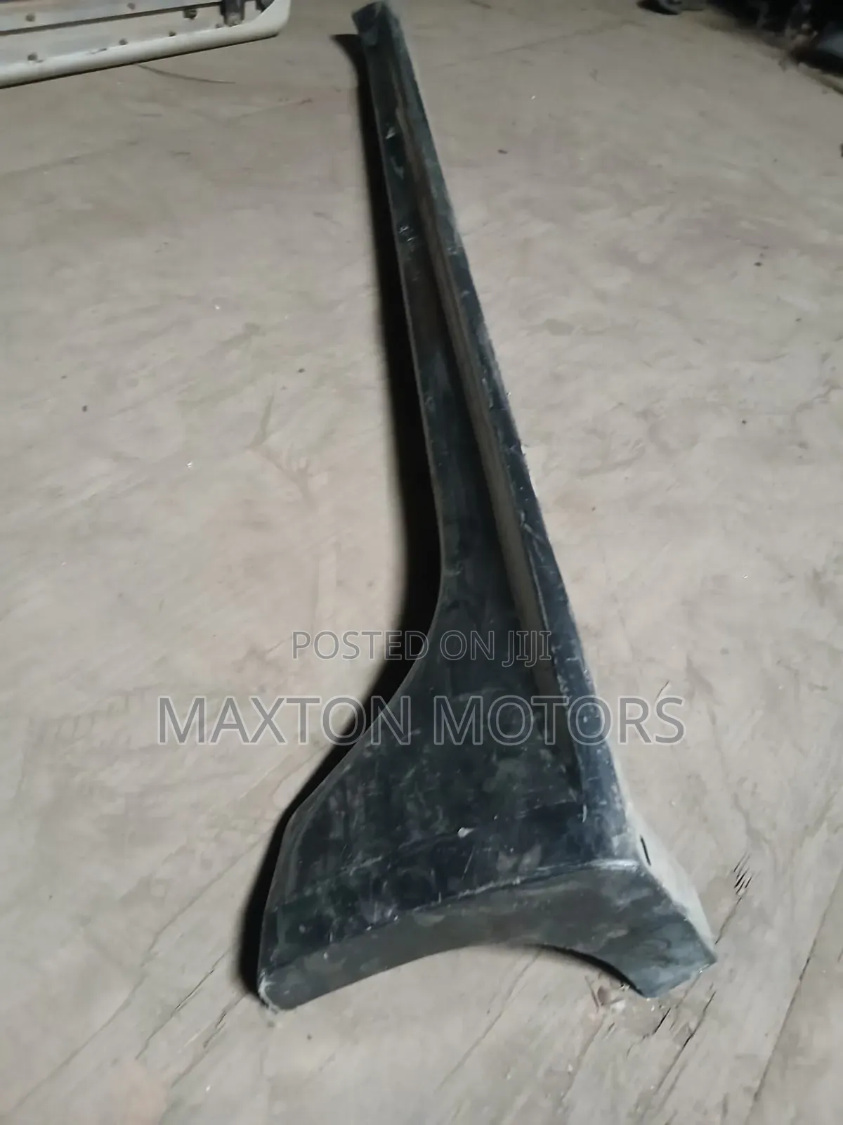 Mitsubishi Galant Fortis Running Board