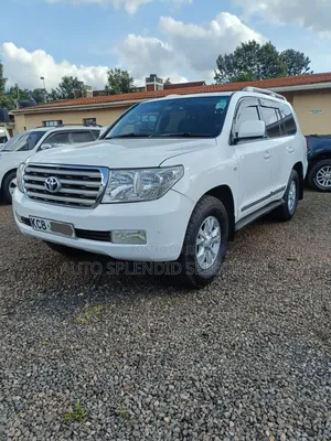 Toyota Land Cruiser 2007 White