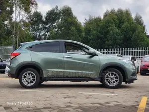 Honda Vezel 1.5 4WD 2019 Green