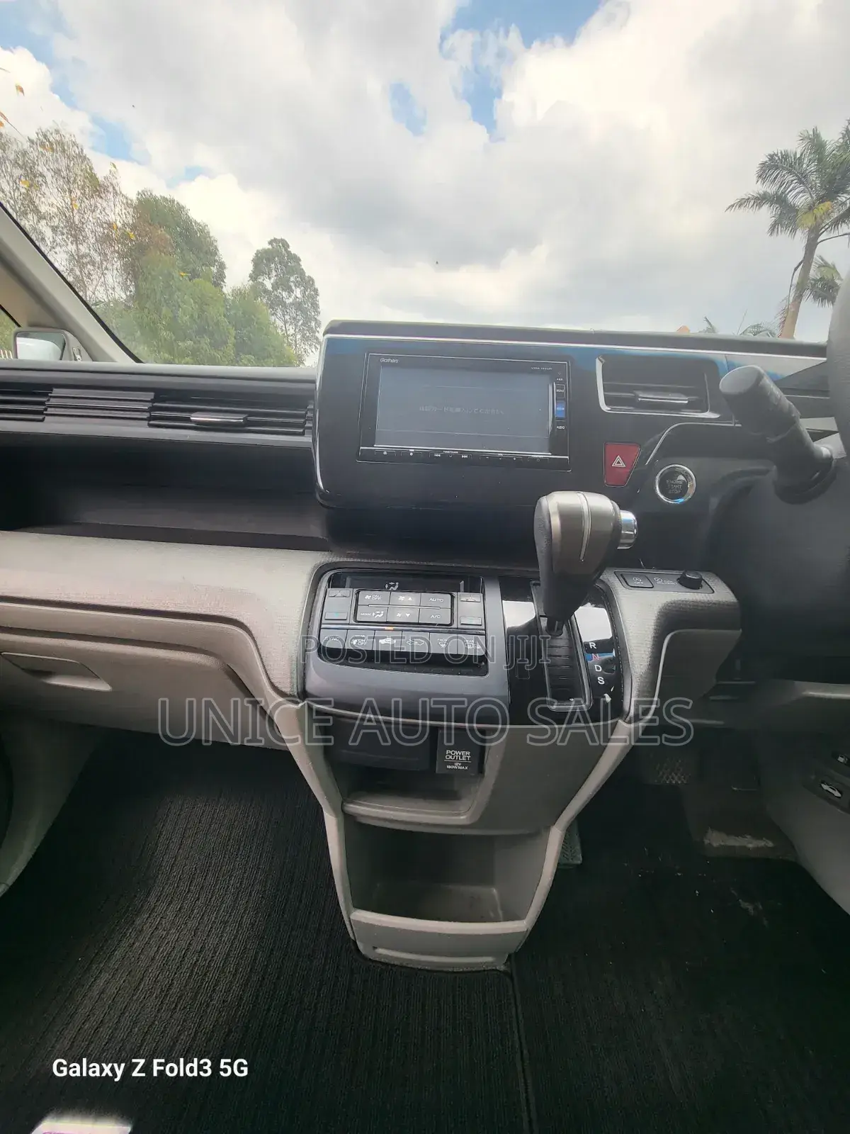 Honda Stepwgn 2017 White
