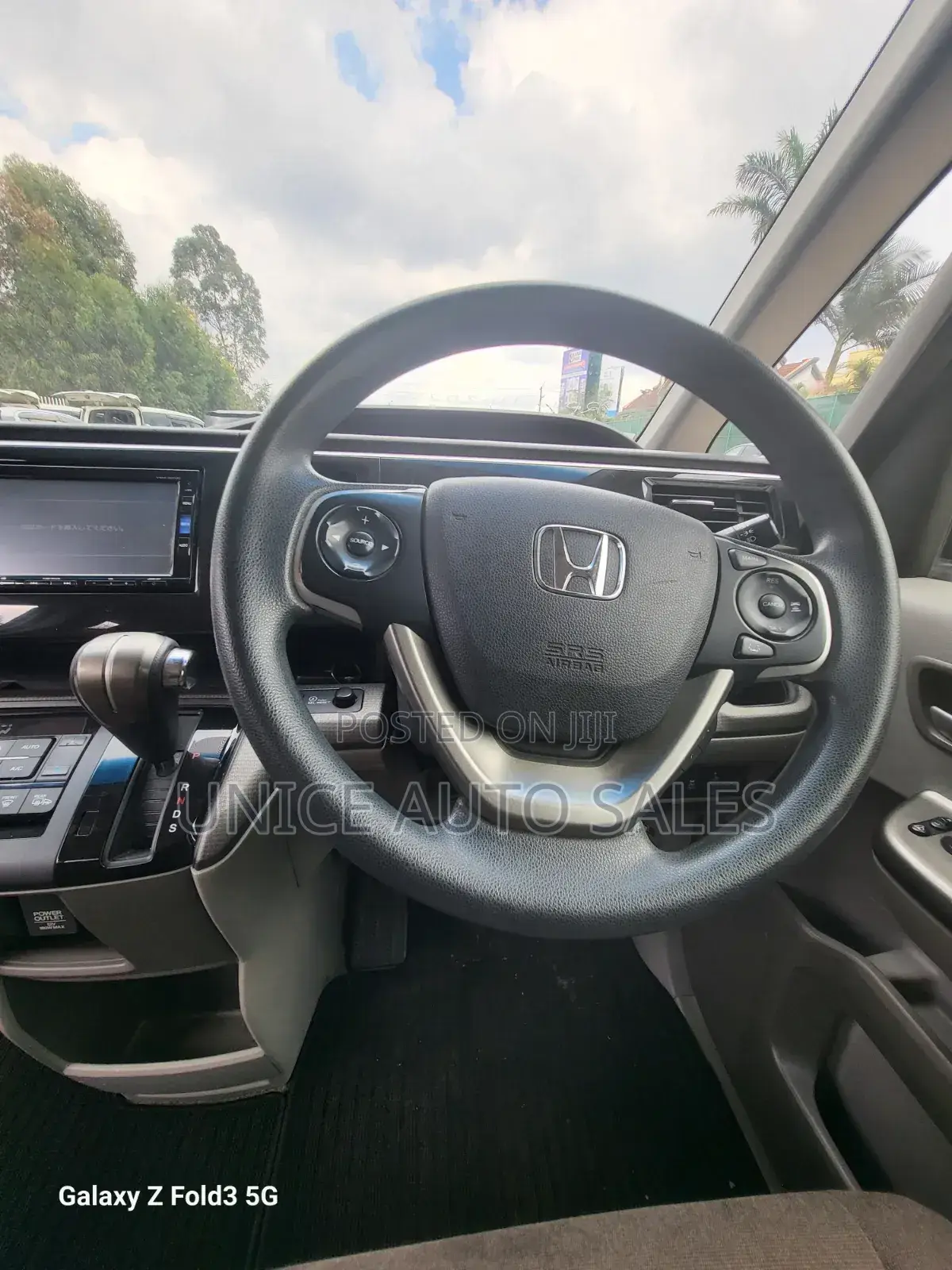 Honda Stepwgn 2017 White