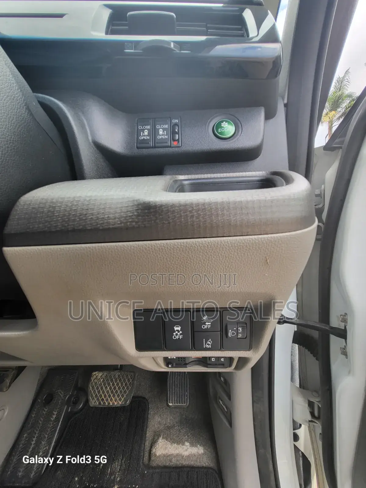 Honda Stepwgn 2017 White