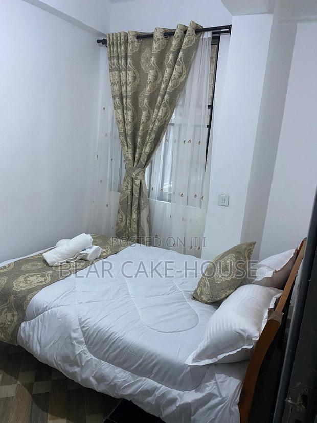 Grace Arcade Airbnb - thumbnail 4