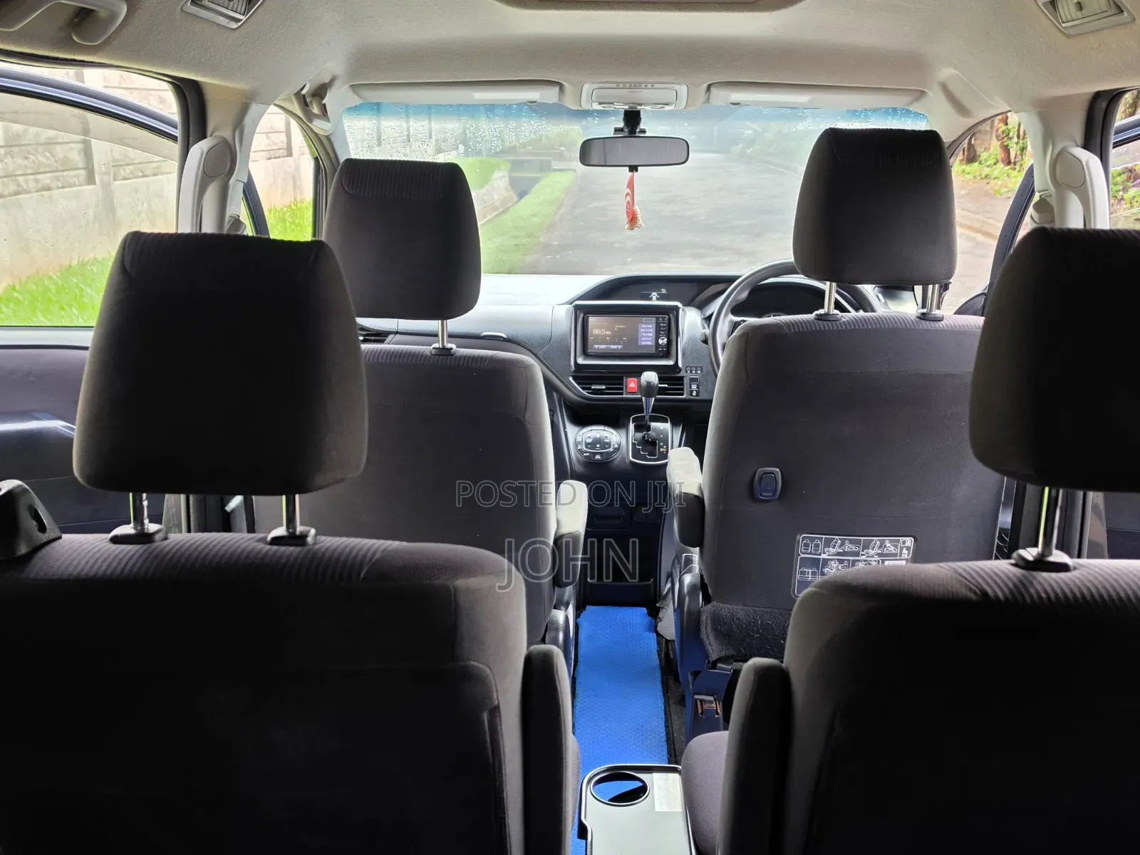 Toyota Voxy 2016 Blue