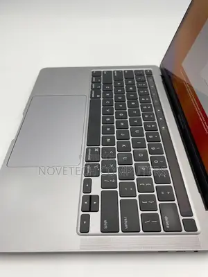 Laptop Apple MacBook Pro 2020 16GB Intel Core i7 SSD 512GB