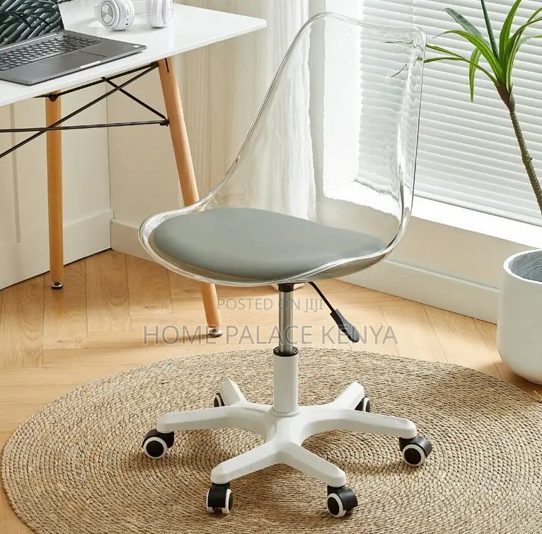 Makeup Chair: Plastic Swivel Chair With Adjustable Height With Wheels