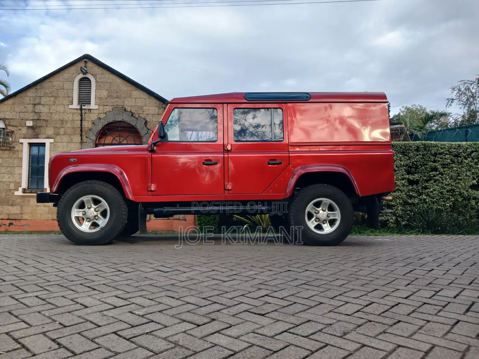 Land Rover Defender 2011 Red