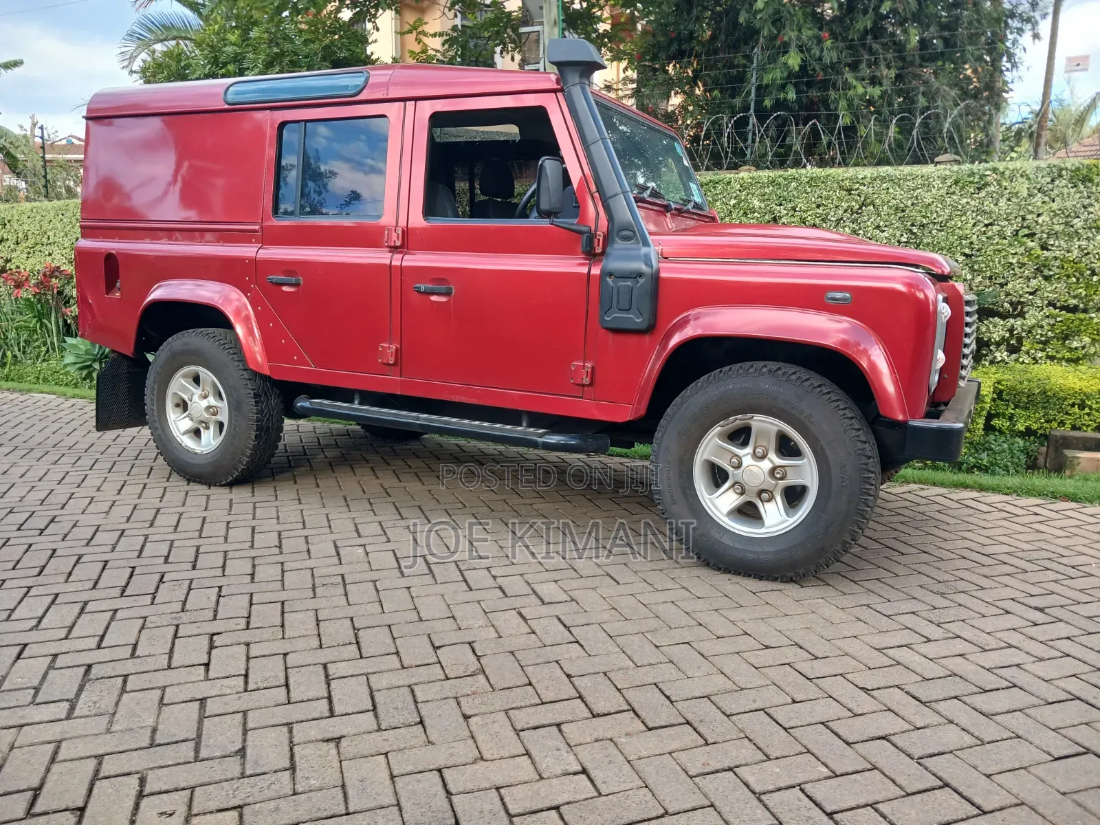 Land Rover Defender 2011 Red