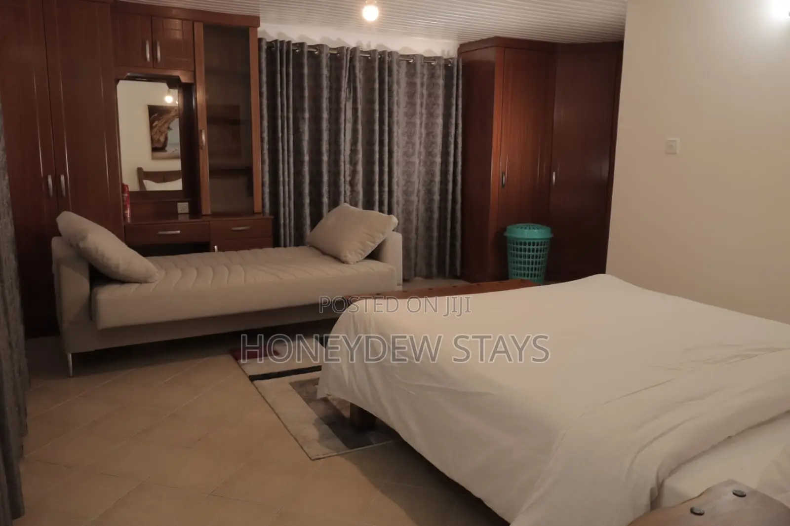 Stylish 5-Bedroom Airbnb Bungalow Near SGR Jkia