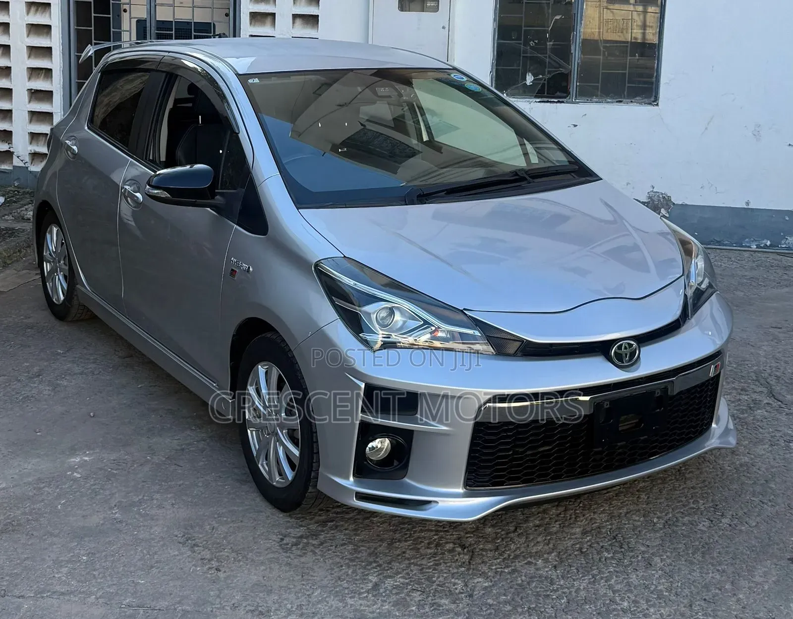 Toyota Vitz 2019 Silver